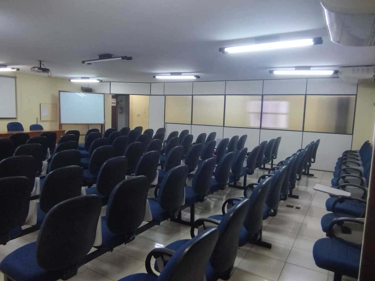 Sala Comercial nº 1303 c/ diversos bens em Maringá/PR
