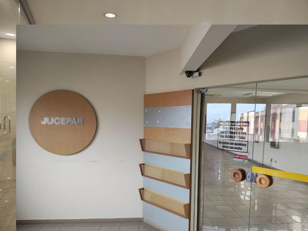 Edifício comercial c/ 04 pavimentos + subsolo e bens diversos em Londrina/PR