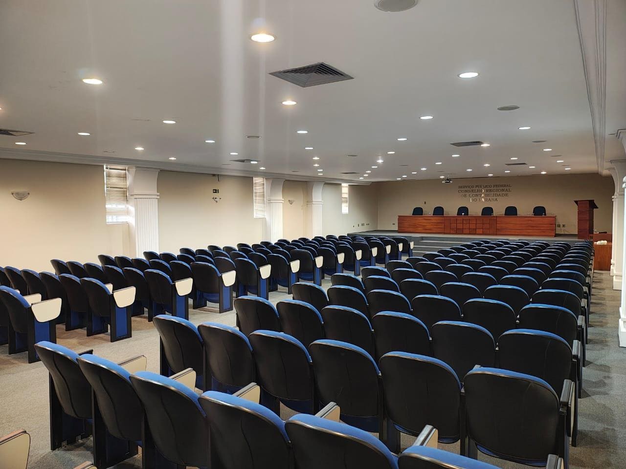 Edifício comercial c/ 04 pavimentos + subsolo e bens diversos em Londrina/PR